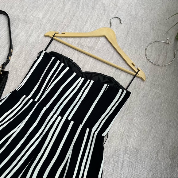 SOLD ❌ Black White Striped Strapless Jumpsuit - Picture 10 of 13